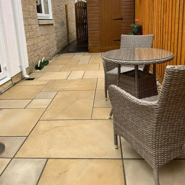 fossil mint Indian sandstone paving sawn honed